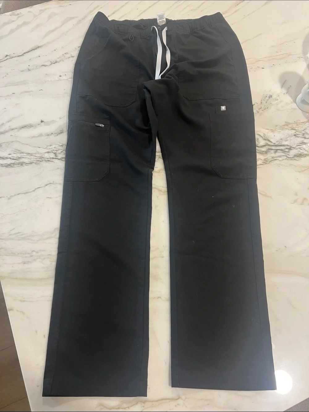 Figs Men's Black Drawstring Utility Joggers
